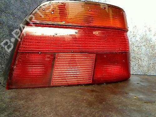 right-taillight-bmw-5-e39-1995-1996-1997-1998-1999-2000-2001-2002-2003-32871821 main image