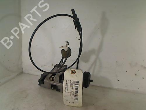 Højre fortil lås VW PASSAT B5 (3B2) 1.9 TDI (110 hp) 32133593