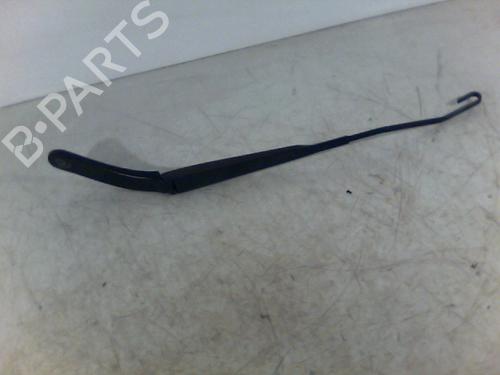 Used Front windshield wiper arm RENAULT MEGANE II (BM0/1_, CM0/1_) 1.5 dCi (BM0F, BM0T, BM2B, CM0F, CM0T) (82 hp) 26070194