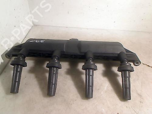 Tændspole PEUGEOT 206 Hatchback (2A/C) 1.4 i (75 hp) 26105182