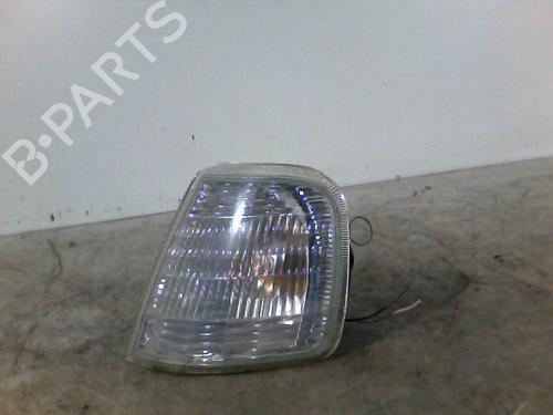 Blinklys fortil venstre PEUGEOT 405 II (4B) 1.6 (88 hp) 26085966