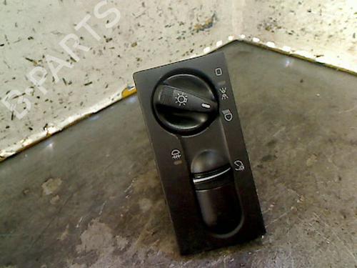 Commande de phare VW GOLF III Van (1H1) 1.8 (90 hp) 31946273