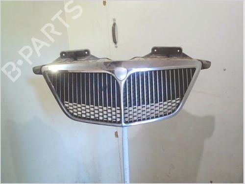 Used Grille LANCIA PHEDRA (179_) 2.2 JTD (179AXC1A) (128 hp) 27203111