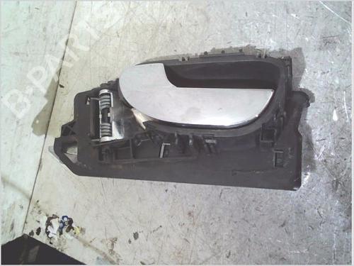 Used Front left interior door handle Front left interior door handle 37644697 37644697