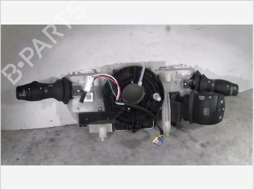 Used Steering column stalk NISSAN NV400 Van (X62, X62B) dCi 130 (130 hp) 26097955