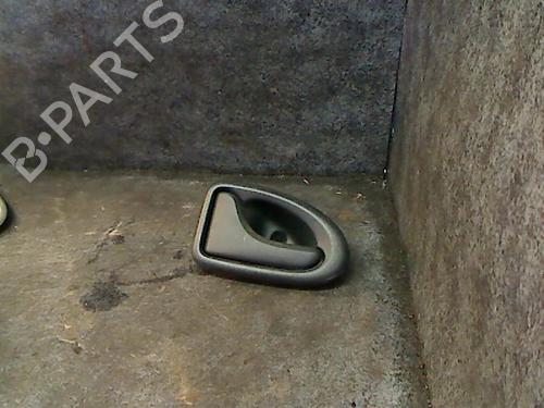 Used Rear left interior door handle RENAULT MEGANE I (BA0/1_) 1.6 e (BA0F, BA0S) (90 hp) 28814902