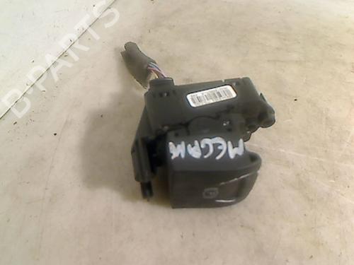 Used Switch RENAULT MEGANE III Hatchback (BZ0/1_, B3_) 1.5 dCi (BZ09, BZ0D, BZ1W, BZ29, BZ14) (110 hp) 26089941