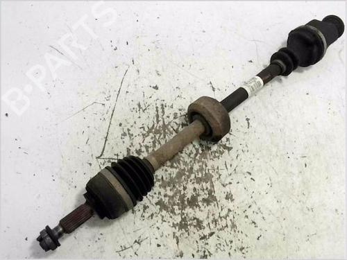 Używane Półoś przednia lewa RENAULT TWINGO II (CN0_) 1.2 16V (CN0K, CN0V, CN0A) (76 hp) 30864424