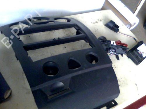 Used Middle console Middle console RENAULT MEGANE II (BM0/1_, CM0/1_) 1.5 dCi (BM0F, BM0T, BM2B, CM0F, CM0T) (82 hp) 36108432 36108432