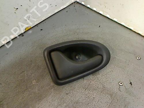 Maniglia interna anteriore sinistra RENAULT MEGANE I (BA0/1_) 1.9 dTi (BA08, BA0N) (98 hp) 31278697