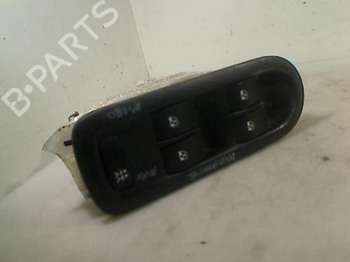 Used Switch RENAULT MEGANE II (BM0/1_, CM0/1_) 1.5 dCi (BM0F, BM0T, BM2B, CM0F, CM0T) (82 hp) 26088835