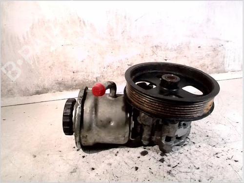 Used Steering pump TOYOTA AVENSIS (_T25_) 2.0 D-4D (ADT250_, ADT250R) (126 hp) 29482916