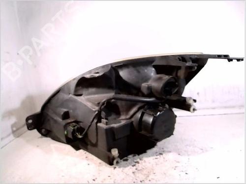 Right headlight FORD FIESTA V (JH_, JD_) 1.4 TDCi | BP26111829C29 