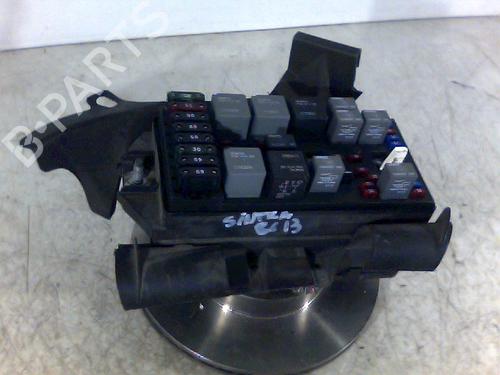 Used Fuse box OPEL SINTRA (APV) 2.2 i 16V (OUN16, Y94) (141 hp) 26068264