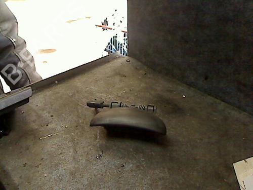 Used Front right exterior door handle PEUGEOT 206 Hatchback (2A/C) 1.9 D (69 hp) 26105063