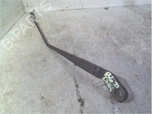 Used Front windshield wiper arm VW POLO IV (9N_, 9A_) 1.4 TDI (75 hp) 30307857