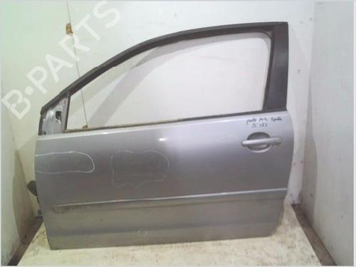 Used Left front door VW POLO IV (9N_, 9A_) 1.2 12V (69 hp) 26094099