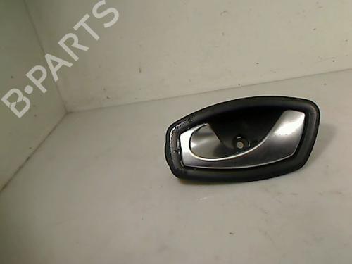 Høyre bak invendig håndtak RENAULT CLIO IV (BH_) 1.5 dCi 90 (90 hp) 26073167
