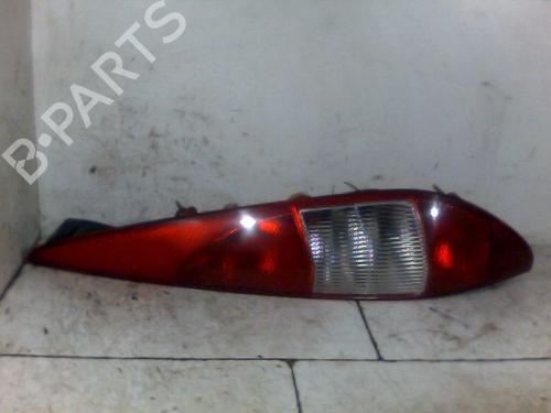 Used Right taillight FORD MONDEO III Turnier (BWY) 2.0 16V TDDi / TDCi (115 hp) 26094984