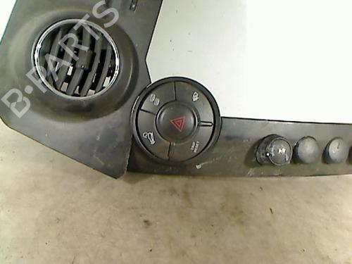 Used Warning switch SSANGYONG ACTYON I 200 Xdi 4WD (141 hp) 26067337