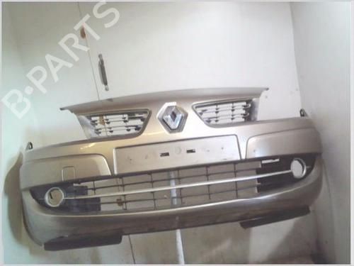Used Front bumper RENAULT SCÉNIC II (JM0/1_) 1.5 dCi (JM1E, JM16) (106 hp) 28479767
