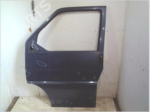 Dør venstre fortil VW TRANSPORTER T4 Bus (70B, 70C, 7DB, 7DK, 70J, 70K, 7DC, 7DJ) 2.4 D (78 hp) 29473394