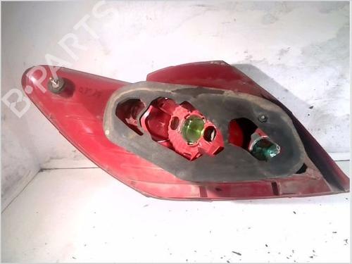 Right taillight PEUGEOT 307 (3A/C) 1.6 HDi 110 | BP26109165C35 