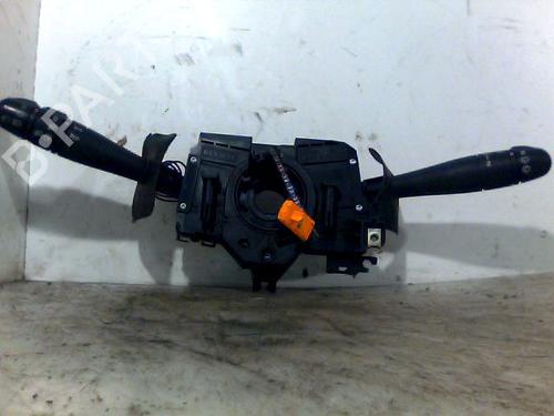 Used Steering column stalk RENAULT CLIO II (BB_, CB_) 1.2 (BB0A, BB0F, BB10, BB1K, BB28, BB2D, BB2H, CB0A,... (58 hp) 26076933