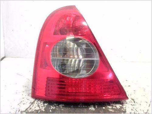 Farolim esquerdo Farolim esquerdo RENAULT CLIO II (BB_, CB_) 1.2 16V (BB05, BB0W, BB11, BB27, BB2T, BB2U, BB2V, CB05,... (75 hp) 33829846 33829846