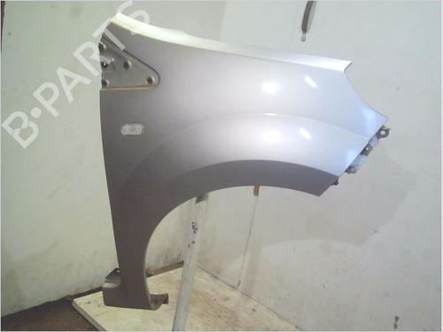 Używane Błotnik przedni prawy RENAULT TWINGO II (CN0_) 1.2 16V (CN0K, CN0V, CN0A) (76 hp) 30864418