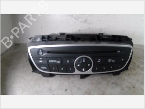 Bilradio RENAULT TWINGO II (CN0_) 1.5 dCi (CN0E) (64 hp) 26099638