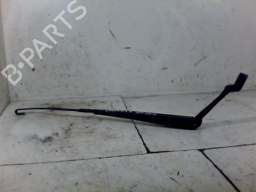 Used Front windshield wiper arm HYUNDAI MATRIX (FC) 1.5 CRDi (82 hp) 26079871