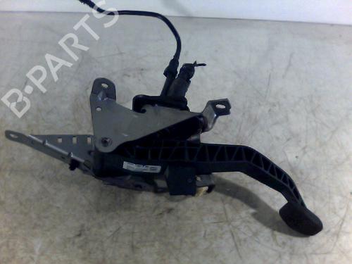 Used Clutch pedal FORD FOCUS III 1.6 TDCi (115 hp) 29472346