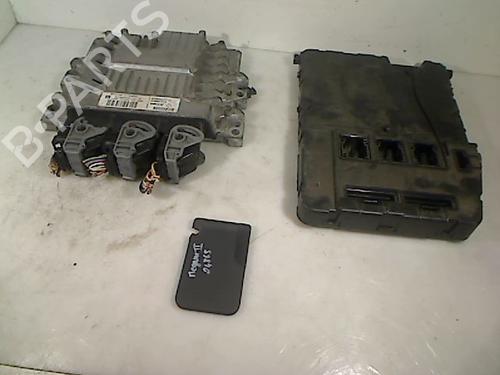Motorstyringsenhed RENAULT MEGANE II Saloon (LM0/1_) 1.5 dCi (LM1E) (106 hp) 26082395