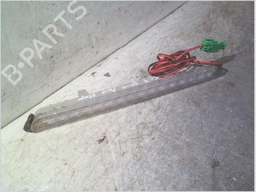 Used Third brake light PEUGEOT 607 (9D, 9U) 2.7 HDi 24V (204 hp) 30320845