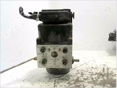 Used ABS pump RENAULT MEGANE I (BA0/1_) 1.4 16V (BA0D, BA1H, BA0W, BA10) (95 hp) 31668400