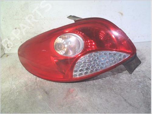 Venstre baglygte Venstre baglygte PEUGEOT 206+ (2L_, 2M_) 1.4 i (2LKFWA, 2MKFWA) (75 hp) 33812408 33812408