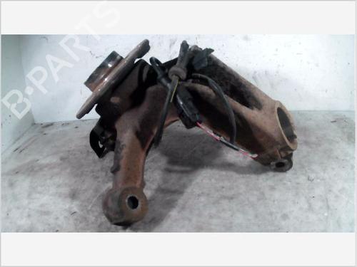 Used Left front steering knuckle PEUGEOT 107 (PM_, PN_) 1.0 (68 hp) 26096204