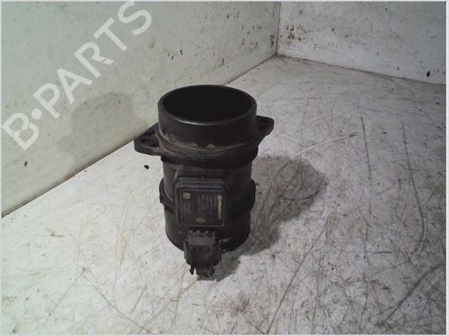 Used Mass air flow sensor RENAULT MEGANE III Hatchback (BZ0/1_, B3_) 1.5 dCi (BZ09, BZ0D, BZ1W, BZ29, BZ14) (110 hp) 29704842