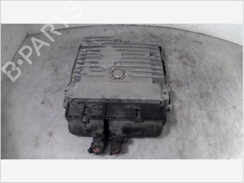Used Engine control unit (ECU) VW GOLF VI (5K1) 1.6 TDI (105 hp) 29472968
