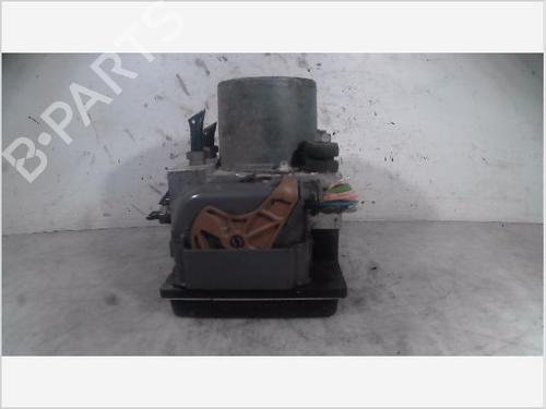 Used ABS pump PEUGEOT 307 CC (3B) 2.0 HDi 135 (136 hp) 26098872