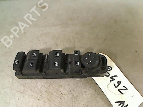 Used Switch RENAULT MEGANE III Hatchback (BZ0/1_, B3_) 1.5 dCi (BZ09, BZ0D, BZ1W, BZ29, BZ14) (110 hp) 26070916