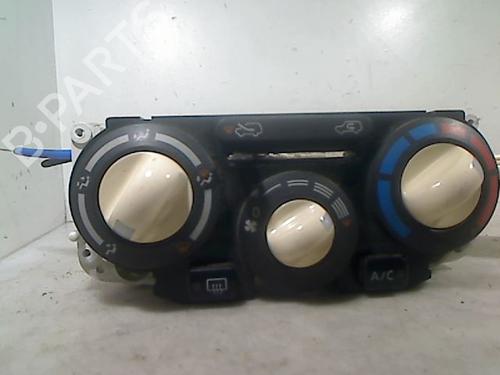 Used Climate control NISSAN MICRA III (K12) 1.2 16V (65 hp) 26079812