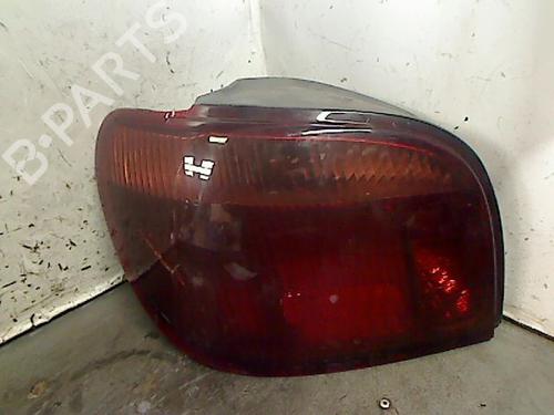 Used Left taillight TOYOTA YARIS (_P1_) 1.4 D-4D (NLP10_, NLP10R) (75 hp) 29472784