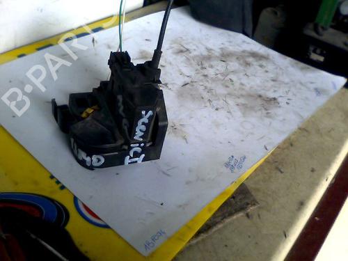 Fechadura frente esquerda RENAULT SCÉNIC I MPV (JA0/1_, FA0_) 1.9 dCi (JA05, JA1F) (102 hp) 28583839
