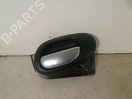 Venstre bagtil invendig håndtag PEUGEOT 206+ (2L_, 2M_) 1.4 HDi eco 70 (68 hp) 26069772
