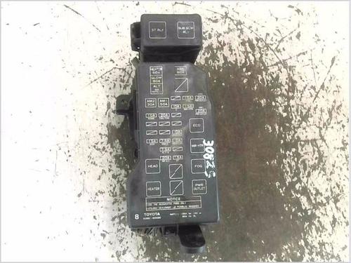Used Fuse box Fuse box 39238203 39238203