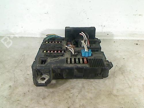 Used Fuse box RENAULT MEGANE II (BM0/1_, CM0/1_) 1.9 dCi (BM0G, CM0G) (120 hp) 26073433