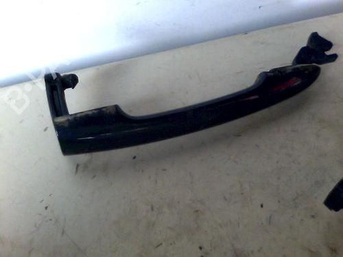Used Front left exterior door handle RENAULT LAGUNA II (BG0/1_) 1.9 dCi (107 hp) 26103137
