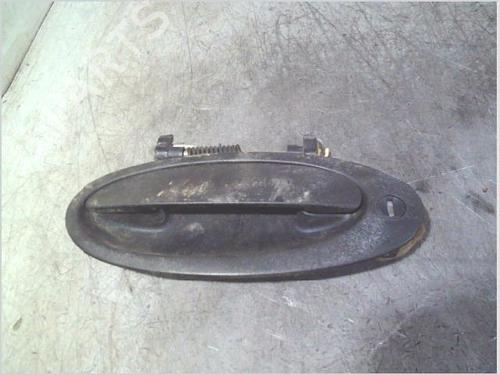 Used Front left exterior door handle Front left exterior door handle RENAULT LAGUNA I (B56_, 556_) 1.9 dCi (B56W) (107 hp) 33619010 33619010